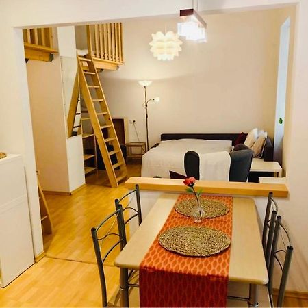 Downtown Apartment Bianca Bratislava Eksteriør billede